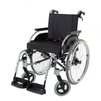 Rollstuhl Invacare Action1R Ansicht von vorne